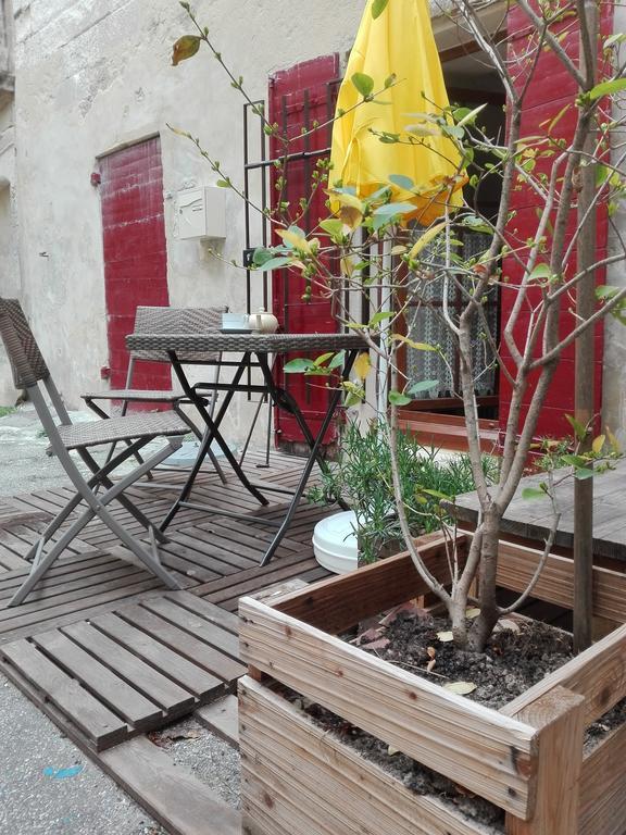 La Maison Des Hautures Arles Eksteriør bilde
